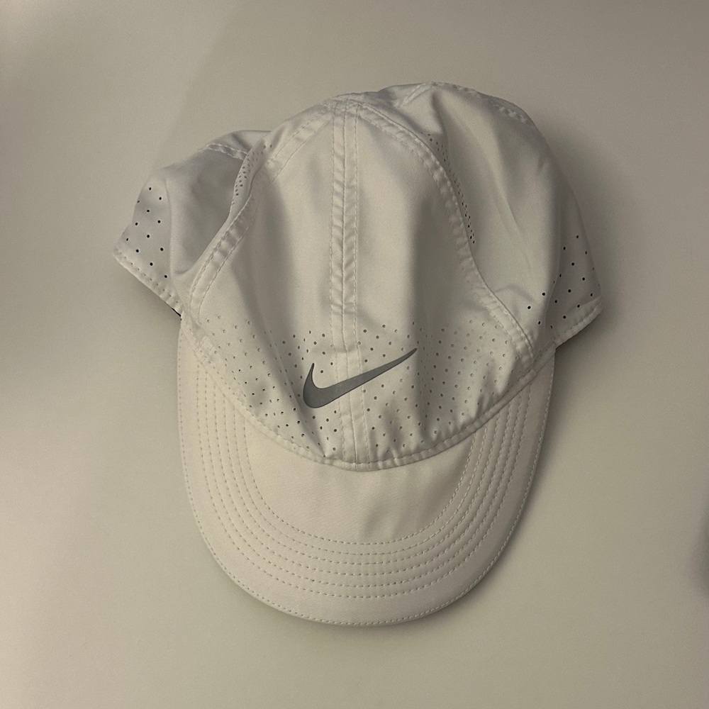 Nike White Featherlight Dry Fit Hat
